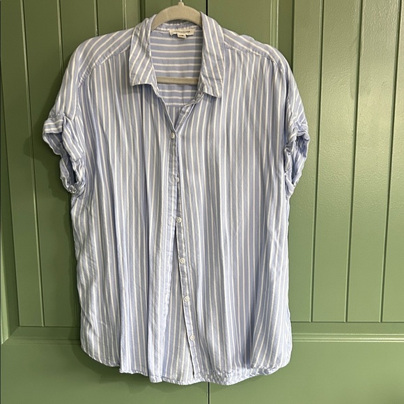 Blouse - Picture 1 of 10